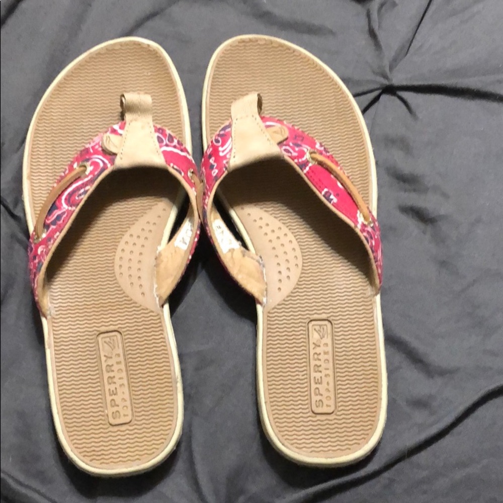 Sperry flip flops never worn